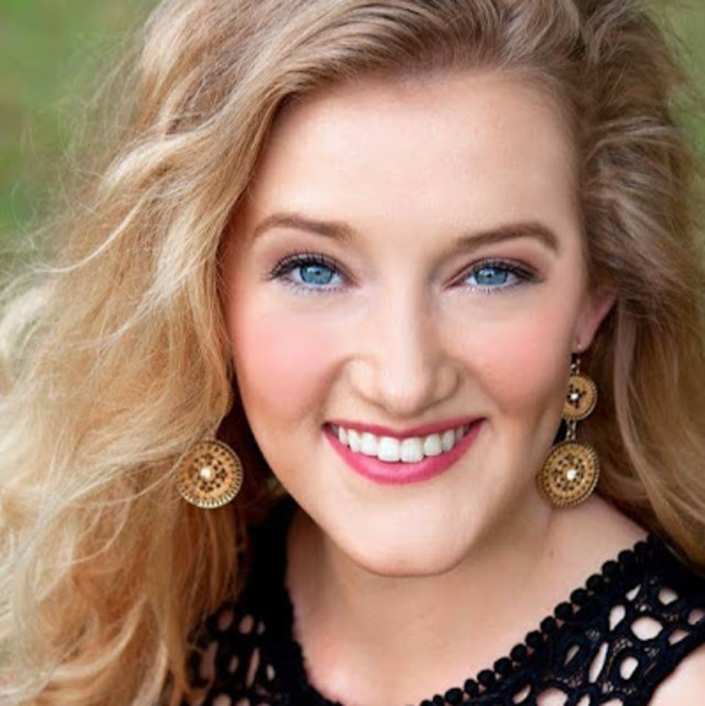 Meet your Posher, Elisabeth